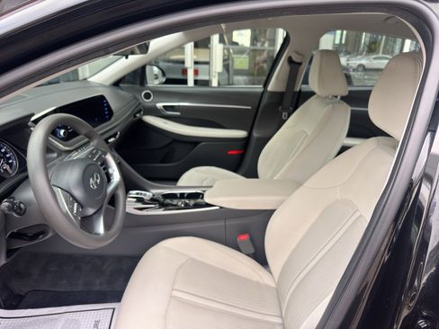 Used 2023 Hyundai Sonata SEL image 4