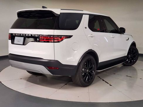 Used 2026 Land Rover Discovery S AWD/4WD image 2
