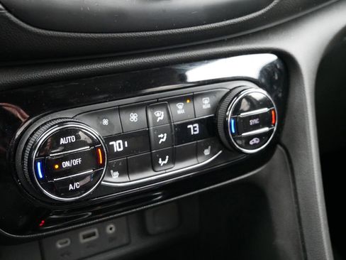 Used 2023 Buick Encore GX Select AWD/4WD image 25