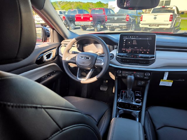New 2026 Jeep Compass Limited AWD/4WD image 13