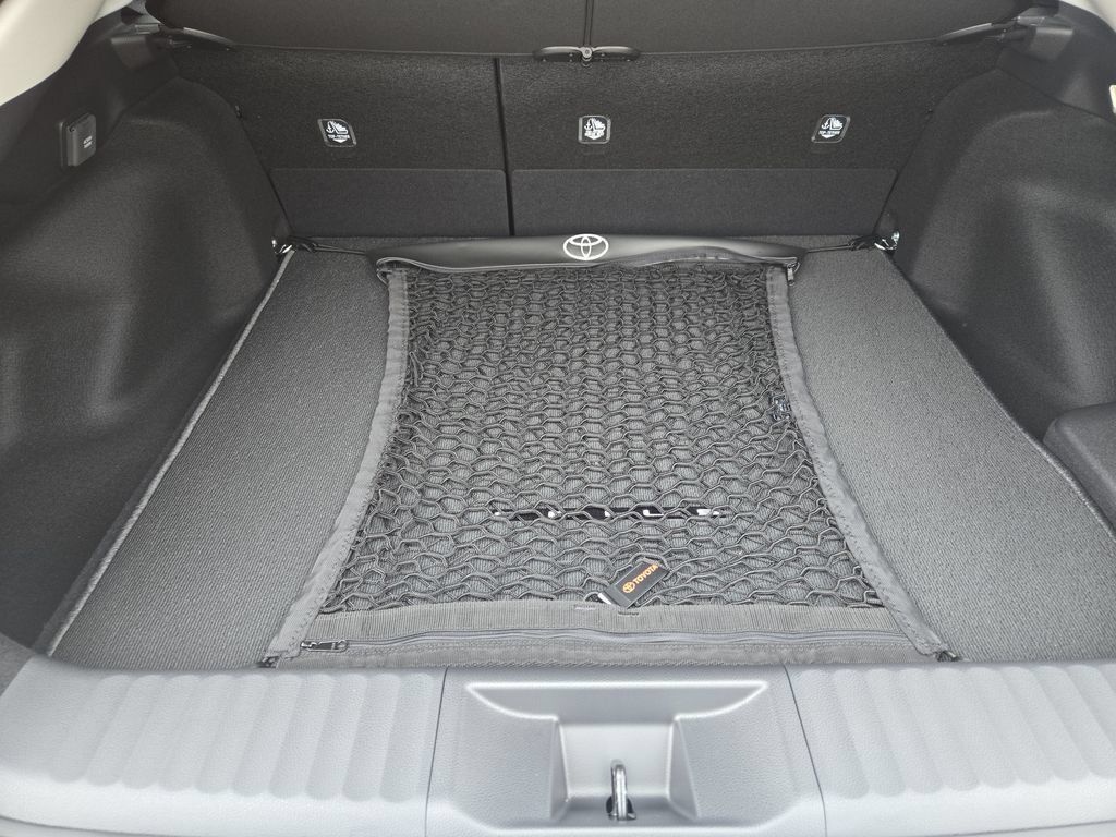 New 2026 Toyota Prius Plug-In Hybrid FWD image 23