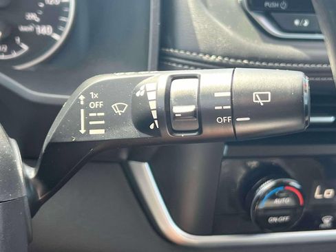 Used 2023 Nissan Rogue SV AWD/4WD image 26