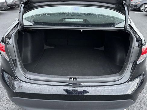 Used 2025 Toyota Corolla LE image 15