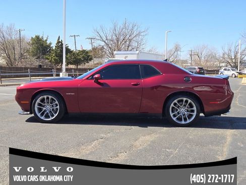 Used 2020 Dodge Challenger R/T image 3