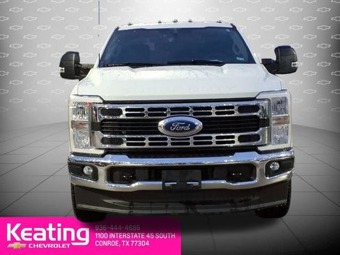 Used 2023 Ford F350 XLT w/ FX4 Off-Road Package image 10