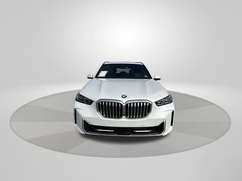 Used 2024 BMW X5 xDrive40i image 2