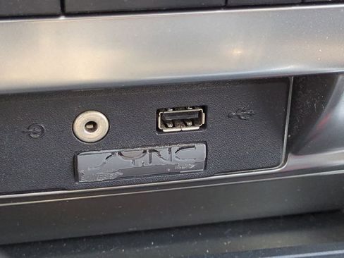 Used 2012 Ford F150 Raptor w/ Raptor Luxury Pkg image 32