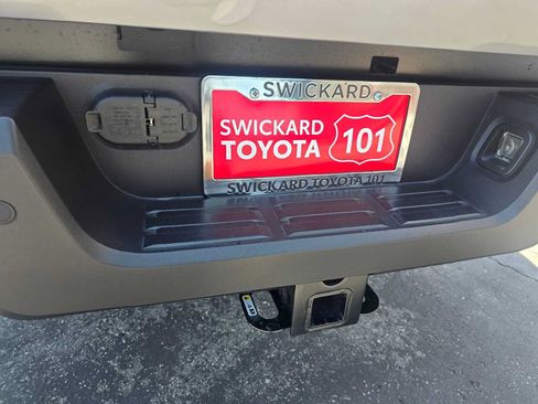 Used 2025 Toyota Tacoma SR5 AWD/4WD image 14