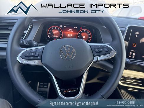 New 2026 Volkswagen Atlas Peak Edition AWD/4WD image 18