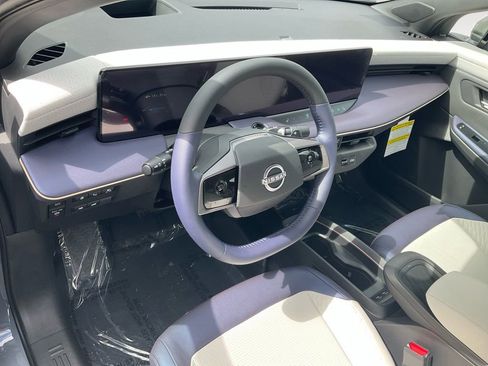 New 2026 Nissan Leaf Platinum+ w/ Cargo Package (Platinum+) image 16