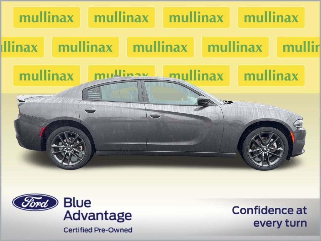 Used 2023 Dodge Charger SXT w/ Blacktop Special Edition AWD/4WD image 2