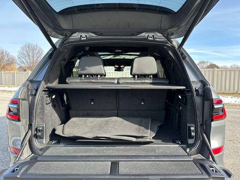 Certified 2024 BMW X7 xDrive40i w/ M Sport Package image 29