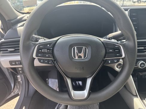 Certified 2020 Honda Accord EX image 22