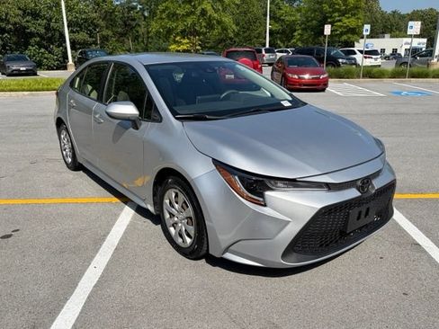 Used 2020 Toyota Corolla LE w/ Protection Package FWD image 2