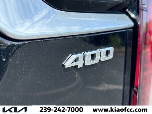 Used 2023 Cadillac XT6 Sport w/ LPO, Floor Liner Package image 10