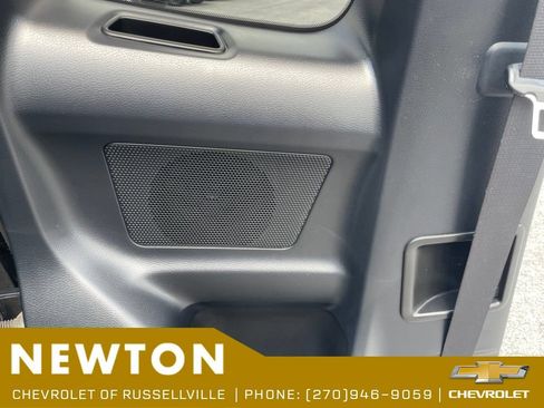 Used 2022 Toyota Tacoma SR5 w/ SR5 Appearance Package (SM) AWD/4WD image 28