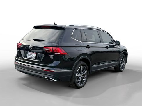 Used 2019 Volkswagen Tiguan SEL image 5