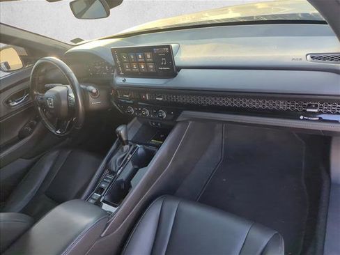 Used 2025 Honda Accord Sport image 27