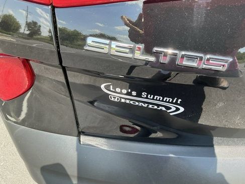 Used 2021 Kia Seltos EX AWD/4WD image 6