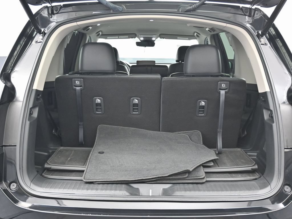 Used 2025 Honda Pilot EX-L image 10