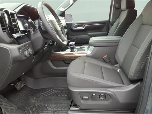 New 2026 Chevrolet Silverado 1500 LT Trail Boss w/ Convenience Package II image 17