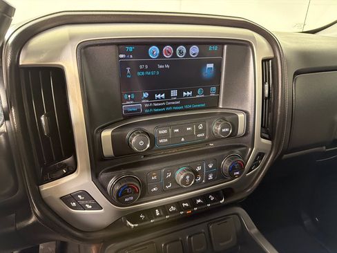 Used 2018 GMC Sierra 1500 SLT image 15