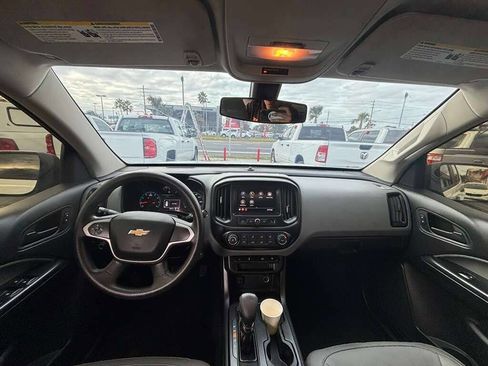 Used 2022 Chevrolet Colorado W/T w/ WT Convenience Package image 2