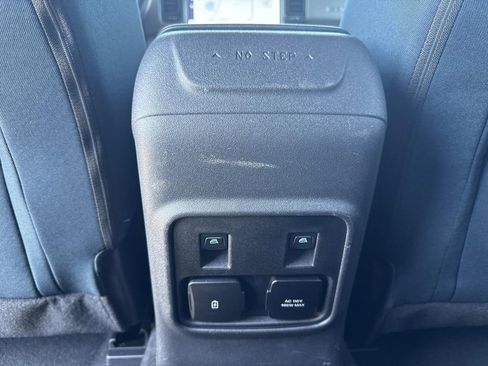 Used 2023 Ford Bronco 4-Door AWD/4WD image 15
