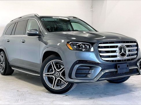 New 2026 Mercedes-Benz GLS 450 4MATIC image 1