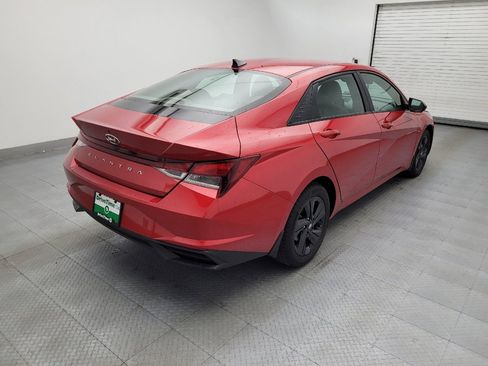 Used 2023 Hyundai Elantra SEL FWD image 9