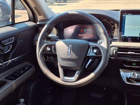 Used 2025 Lincoln Corsair FWD w/ Equipment Group 101A image 7