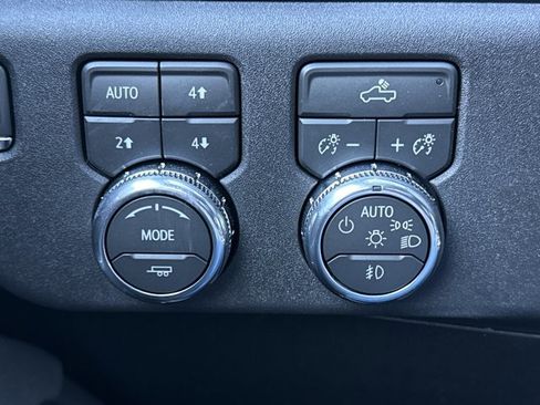 New 2026 GMC Sierra 1500 Elevation w/ X31 Off-Road Package AWD/4WD image 23