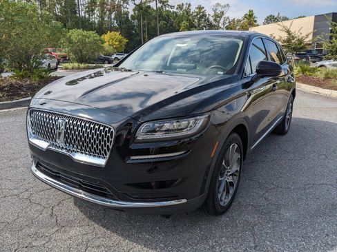 Certified 2023 Lincoln Nautilus Reserve w/ Equipment Group 201A image 9