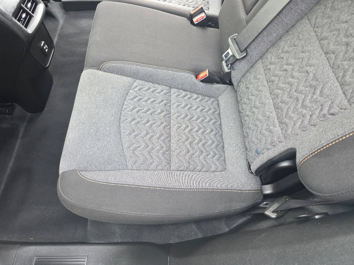 Used 2022 Chevrolet Equinox LT w/ Driver Convenience Package FWD image 23