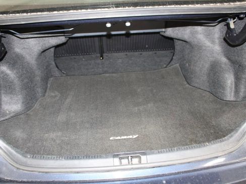 Used 2017 Toyota Camry LE image 25