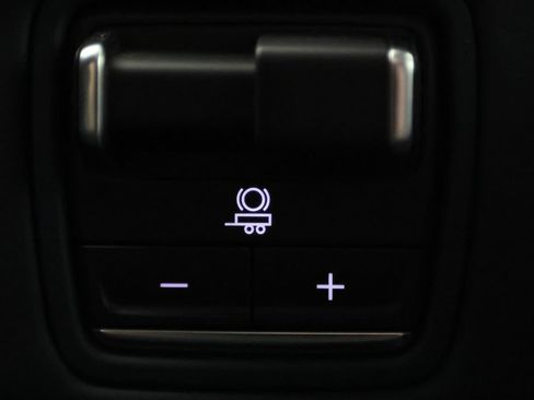 Used 2025 Cadillac Escalade IQ Luxury 2 w/ LPO, Premium Carpet Package AWD/4WD image 26