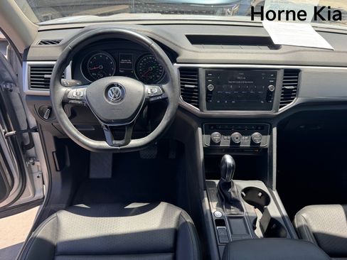 Used 2019 Volkswagen Atlas SE FWD image 16