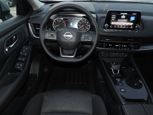 New 2026 Nissan Rogue SV image 18