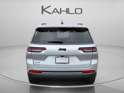 New 2026 Jeep Grand Cherokee L Limited AWD/4WD image 3