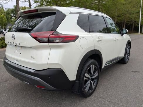 Used 2023 Nissan Rogue SL w/ SL Premium Package FWD image 8