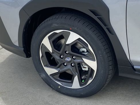 Certified 2025 Subaru Crosstrek 2.5i Limited w/ Crosstrek Mirror Package AWD/4WD image 12