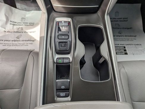 Used 2018 Honda Accord EX-L image 27
