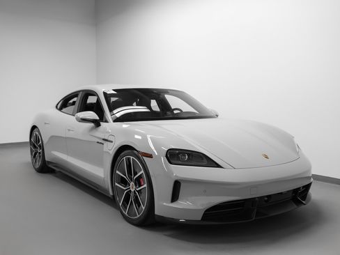 New 2026 Porsche Taycan GTS image 10