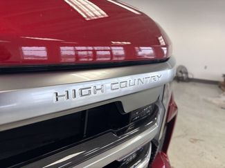 Used 2024 Chevrolet Silverado 1500 High Country w/ High Country Premium Package video 3