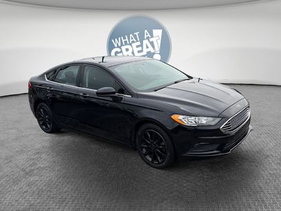 Used 2017 Ford Fusion SE w/ Fusion SE Technology Package