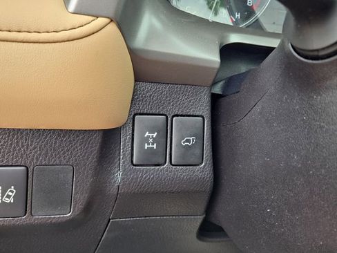 Used 2016 Toyota RAV4 Limited w/ Advanced Technology Package AWD/4WD image 23