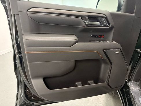 New 2026 GMC Sierra 1500 AT4 w/ Technology Package AWD/4WD image 11