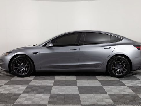 Used 2025 Tesla Model 3 Long Range AWD/4WD image 3
