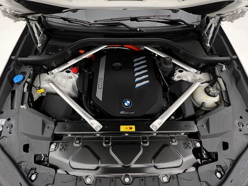 Certified 2023 BMW X5 xDrive45e w/ Executive Package image 25