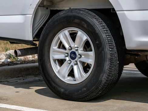 Used 2018 Ford F150 XL w/ Equipment Group 101A Mid RWD image 46